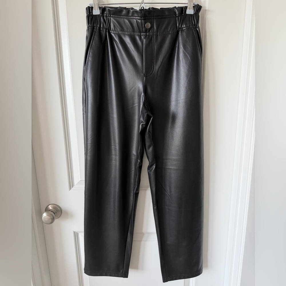 Chic LOFT Faux Leather Black High Rise Straight Elastic Waist Ankle Pants - S